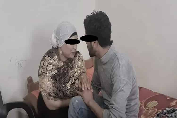 اعتقال يوتيوبر “زوجين” بعد بثهما “مقاطع خادشة” على طريقة روتيني اليومي