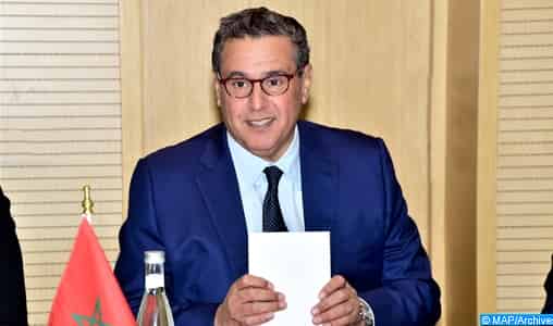 أخنوش يحصل على دبلوم فخري في الصحافة والإعلام