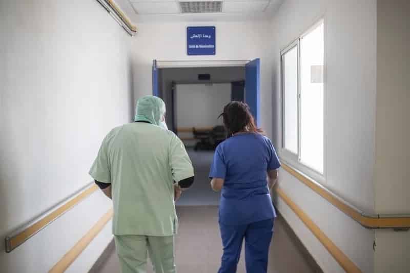 الترخيص للأجانب بمزاولة الطب يسائل أوضاع أطر الصحة في المغرب