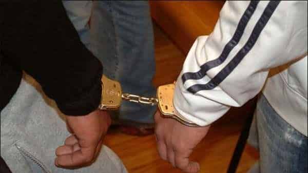 أيت ملول : إيقاف 3 أشخاص إعتدوا على تلميذ بسكّين أمام ثانوية الرازي