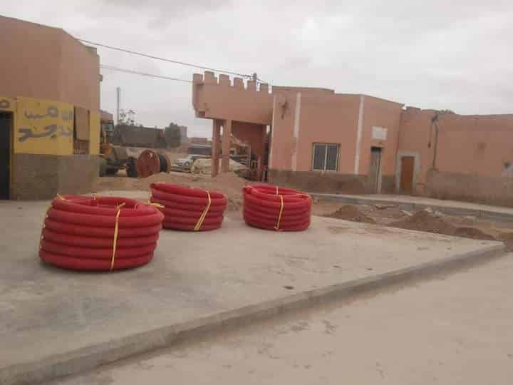 المجلس الجماعي لبلفاع يقوم بتحسين وتعميم خدمة الإنارة العمومية