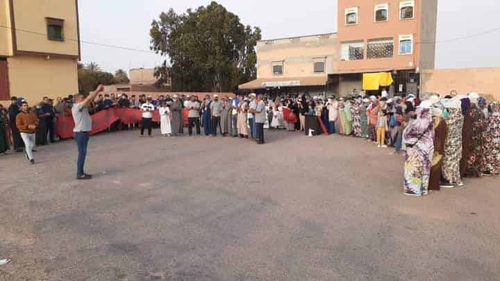 اشتوكة: وقفة احتجاجية لساكنة أيت بوهروة احتجاجا على إقامة محطة لمعالجة المياه العادمة