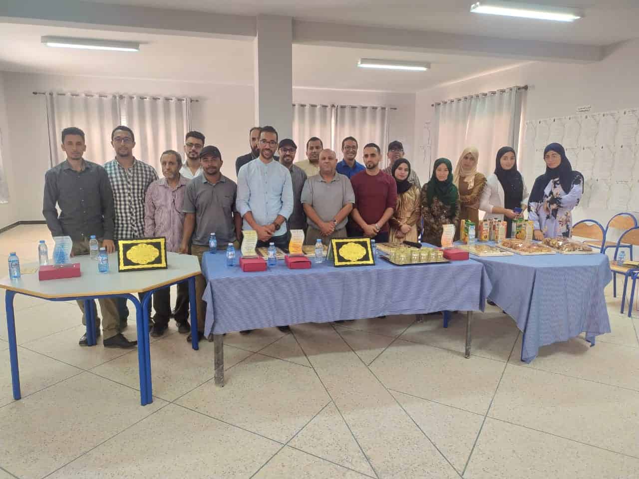 اشتوكة:الثانوية التأهيلية المرينيين تنظم حفل تكريم للأساتذة المنتقلين لسنة 2020/2021