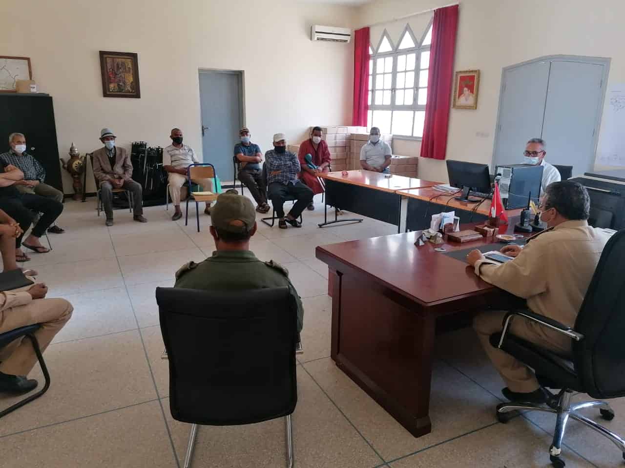 إقليم تارودانت:بتوجيهات السيد عامل صاحب الجلالة…لقاءات و حملات تحسيسية مكثفة ضد COVID19 المستجد.