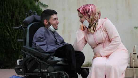 تفاصيل غياب عروس عن حفل زفافها “الأسطوري” من شاب ذي إعاقة
