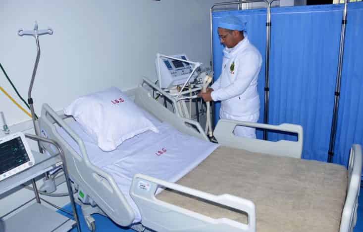شبكة مغربية تطلق النار على وزارة الصحة