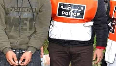 عناصر الشرطة القضائية بأيت ملول توقف شخصا متلبسا بترويج مسكر الماحيا