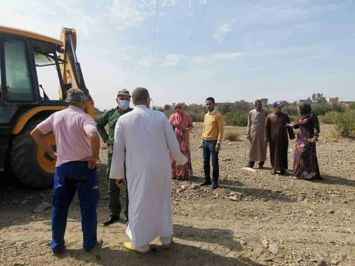 بتعليمات من عامل اقليم تارودانت:السلطة المحلية بقيادة أحمر تنظم حملة نظافة واسعة النطاق