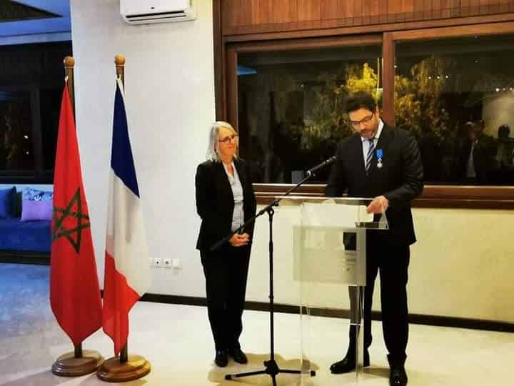 سفيرة فرنسا بالمغرب تُوشح السيد “كريم أشنكلي” رئيس مجلس جهـة سوس ماسة بوسام الإستحقاق الذي منحه إياه الرئيس الفرنسي إمانويل ماكرون.
