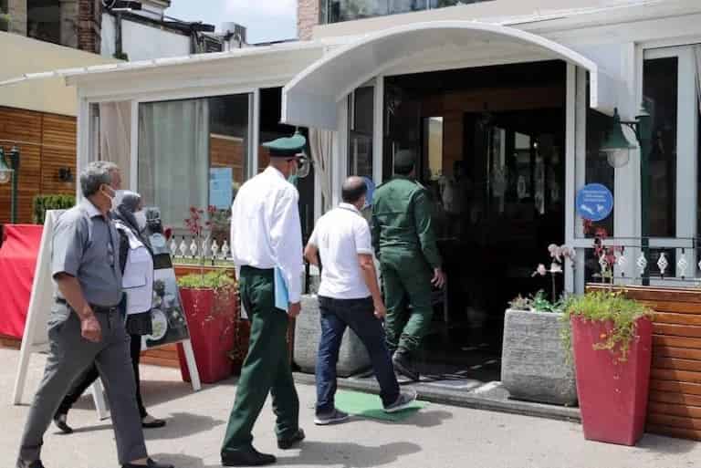 السلطات تشدد تدابير المراقبة.. واللجنة العلمية تحذر من انتكاسة وبائية‎‎