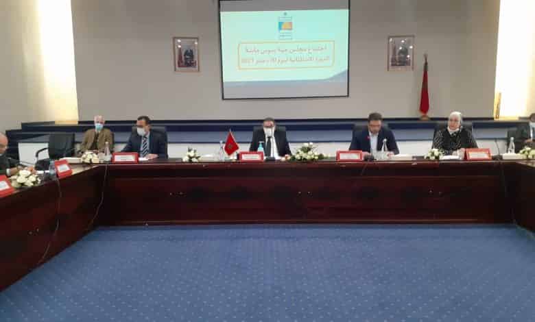 كريم أشنكلي رئيس جهة سوس ماسة يستعرض في بداية أشغال الدورة الاستثنائية اهم الأوراش المفتوحة بالجهة