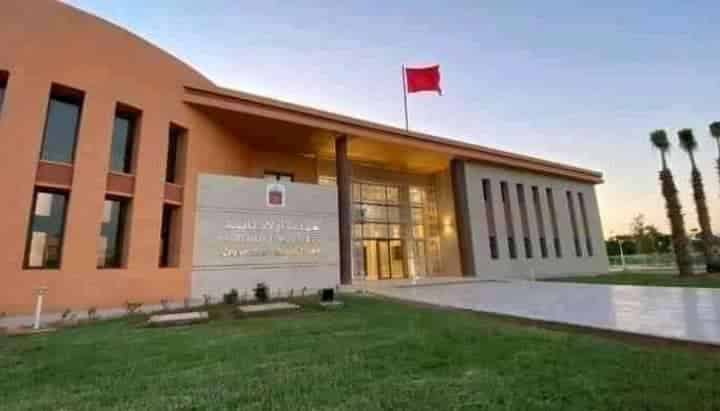 عاجل  : منع المواطنين الدين لا يتوفرون على جواز التلقيح من دخول مقر جماعة أولاد تايمة