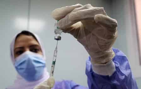ايت الطالب يكشف عن الخطوات المتبقية قبل الشروع في تصنيع اللقاح ضد كوفيد-19