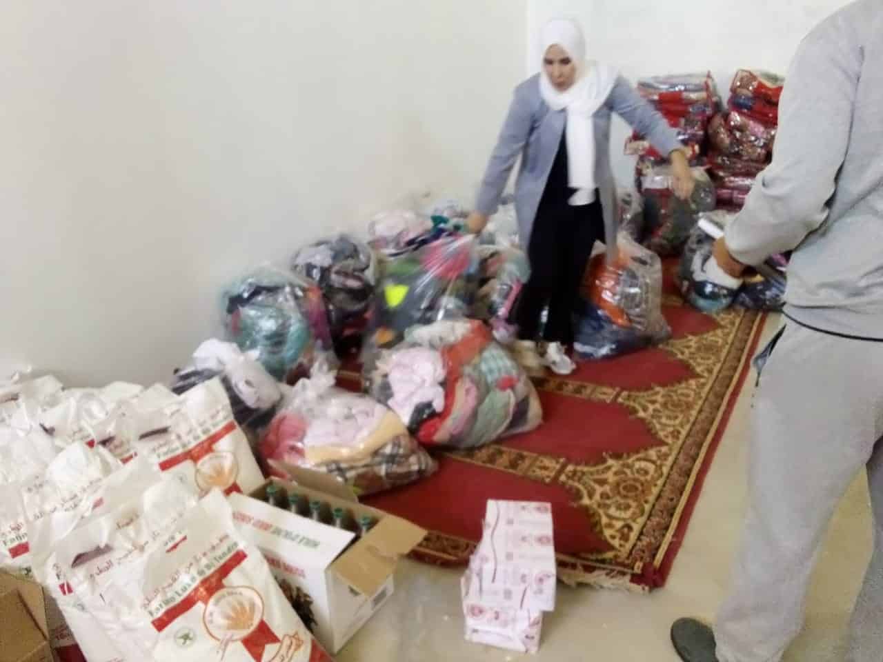 جمعية “مبارك اعلي للتقافة والتنمية والاعمال الاجتماعية” توزع مساعدات إنسانية وتدخل الفرحة في قلوب ساكنة دوار ادمبارك بسيدي افني