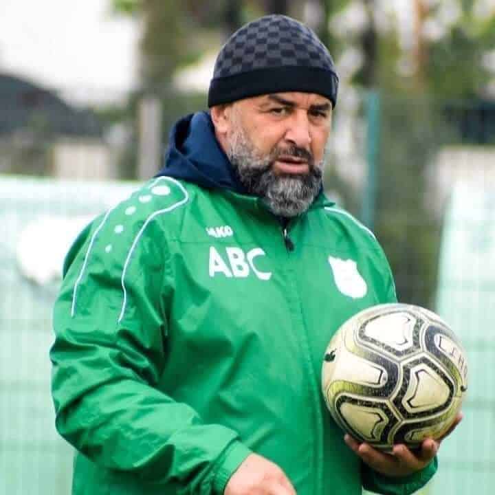 عودة عبد الحق بن الشيخة الى المغرب بعد غياب طويل