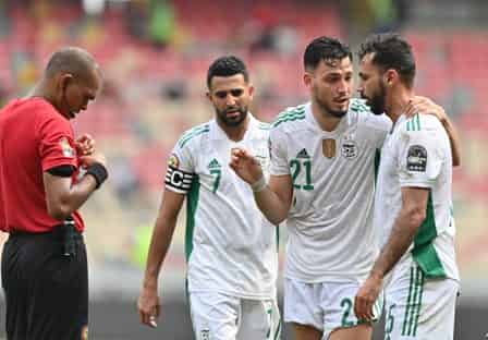 الراقي إبن الشنفرى يفضح لجوء المنتخب الجزائري إلى السحر والشعوذة
