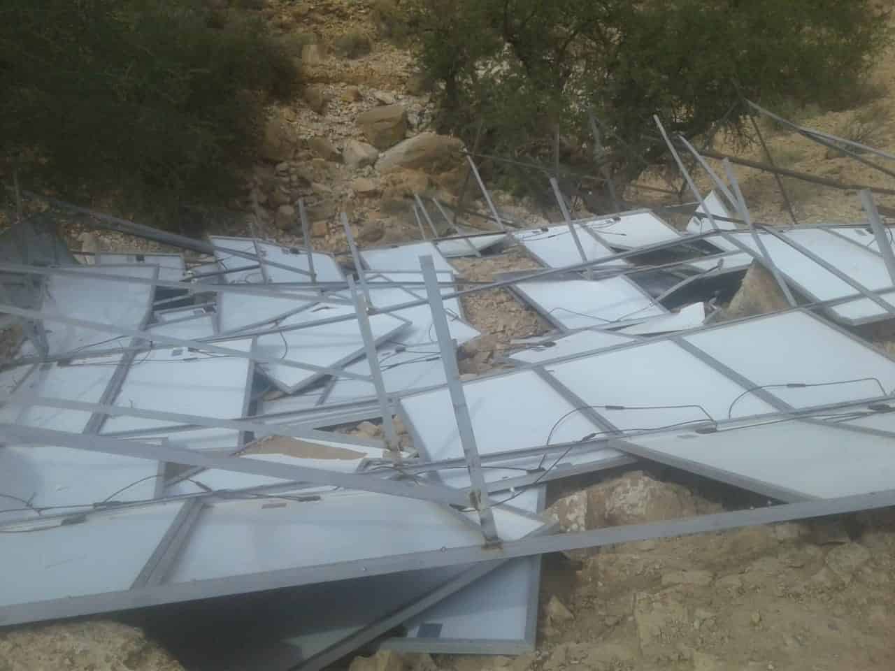 تزنيت..حادث تحطم ألواح شمسية لمشروع مائي  يضع جودة الأشغال في المحك ويسائل الجهات الوصية على المشروع