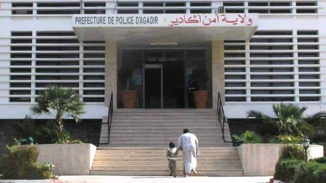 ولاية أمن أكادير تدخل على خط خبر عصابة أفارقة  تخدر المواطنين بواسطة حلي من “العقيق” قبل تعريضهم للسرقة