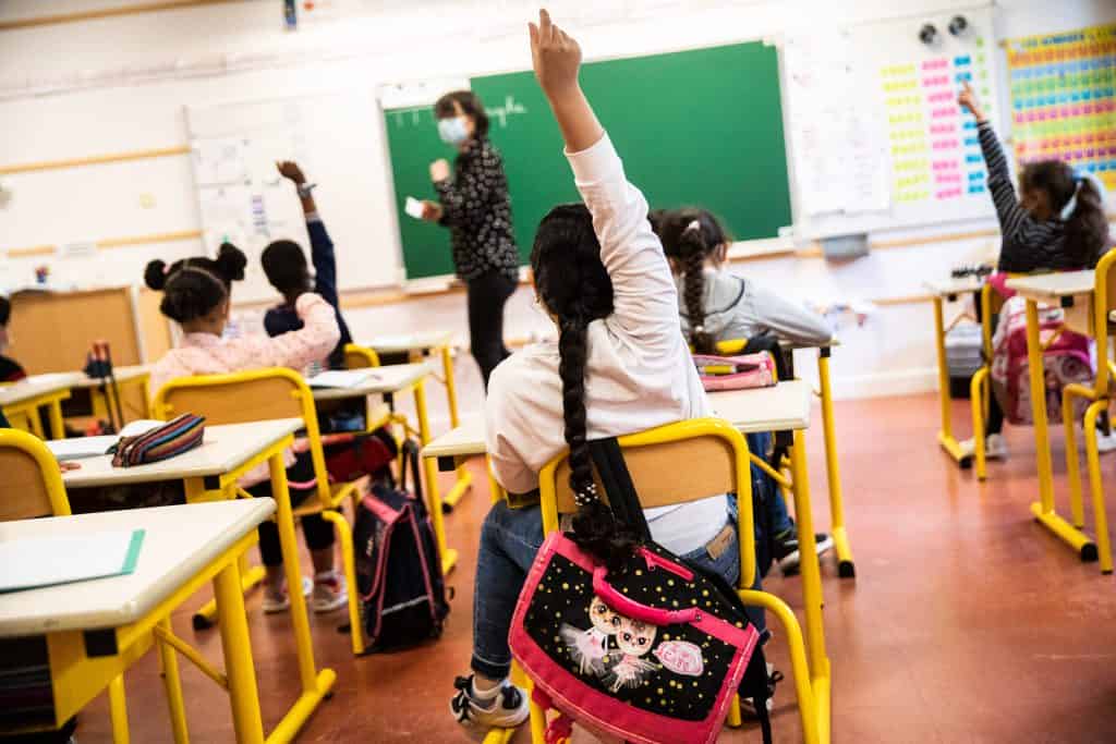 تقرير: عدد الأساتدة في القطاع الخاص تضاعف أكثر من مرتين في غضون 10 سنوات