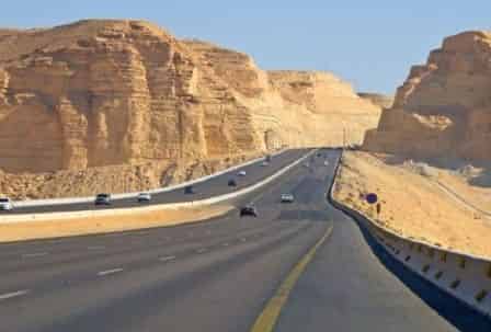 الطريق السريع تزنيت – الداخلة.. الأشغال بلغت 81 في المئة على مستوى جهة العيون – الساقية الحمراء