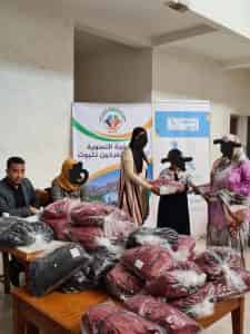 تارودانت:بمبادرة من جمعية تمونت نتفرخين..أطفال منطقة افريجة يستفيدون من حملة توزيع البسة شتوية