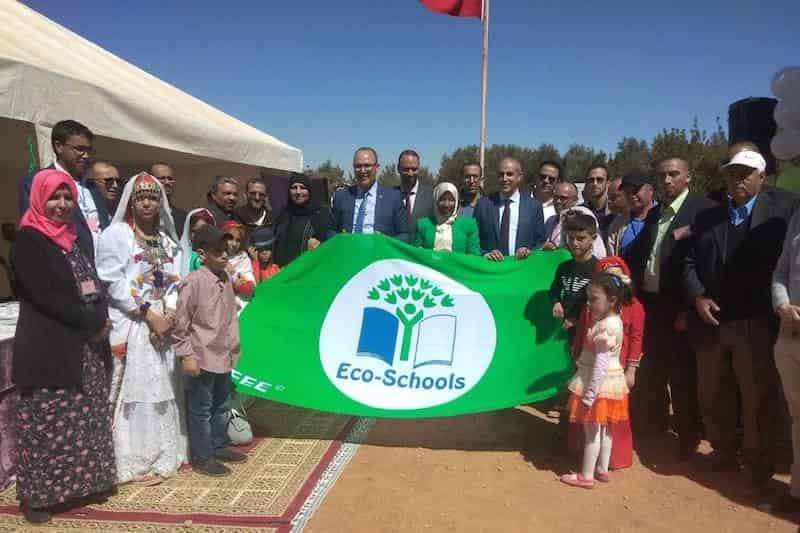 مدارس ترفع “اللواء الأخضر” بإفني