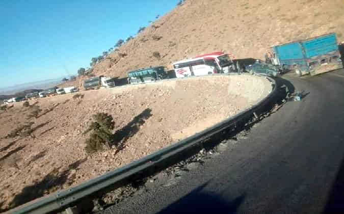 انقطاع مؤقت لحركة السير بعد غد الخميس بين ميدلت والريش