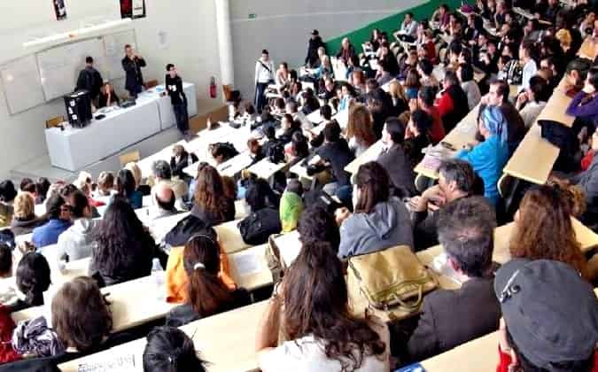 خصاص كبير في عدد الأساتذة يقابله ارتفاع مهول في نسبة الطلبة الجامعيين