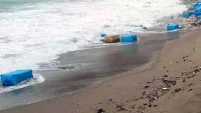 تزنيت:بحر أفتاس بأكلو يلفظ كمية كبيرة من مخدر الشيرا