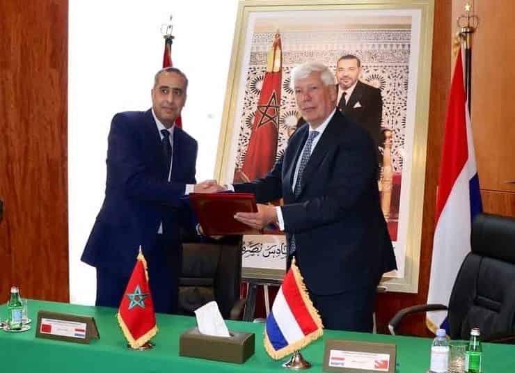 المدير العام للامن الوطني يوقع اتفاقا يقوي الشراكة بين المديرية العامة للأمن الوطني والشرطة الهولندية