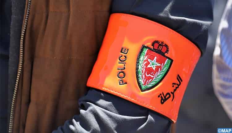 أكادير:موظف شرطة يضطر لاستخدام سلاحه الوظيفي لتحييد الخطر الصادر عن شخص عرض أمن الأشخاص وسلامة موظفي الشرطة لتهديد جدي