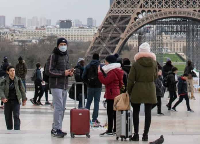 فرنسا تلغي الكمامة بشكل نهائي الأسبوع المقبل