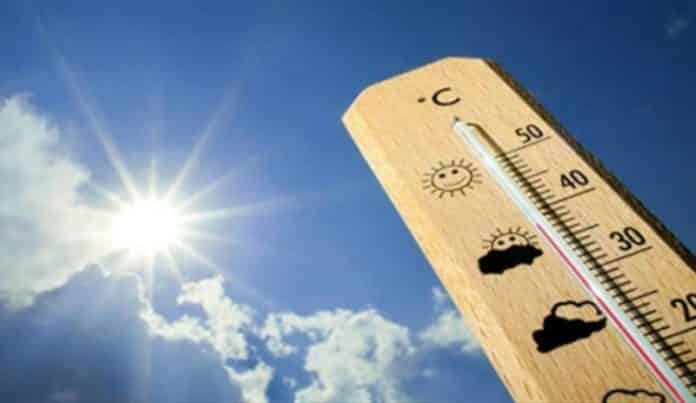 طقس اليوم .. حرارة في هذه المناطق وأجواء غائمة في الأقاليم الصحراوية