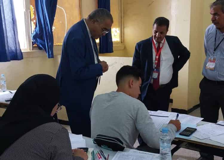 مدير الأكاديمية ومعه المدير الإقليمي لوزارة التربية الوطنية بأكادير اداوتنان يقومان بزيارة تفقدية لبعض مراكز إجراء الامتحان الوطني الموحد لنيل شهادة البكالوريا
