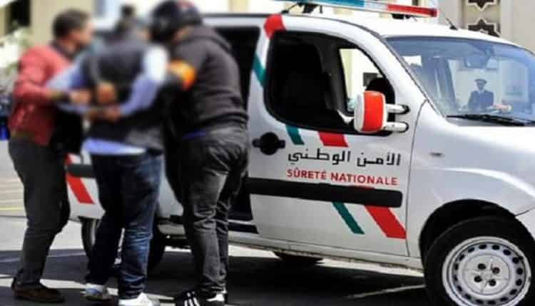 توقيف سائق سيارة انتحل صفة شرطي