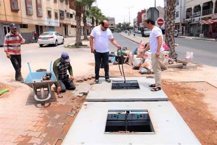مجلس جماعة انزكان يشرع في تثبيت حاويات الأزبال تحت الأرضية