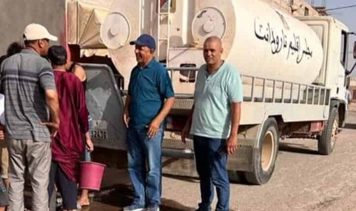 تارودانت .. مجلس جماعة احمر لكلالشة يتحرك “لوجستيكيا” لتزويد الساكنة بالماء الصالح للشرب