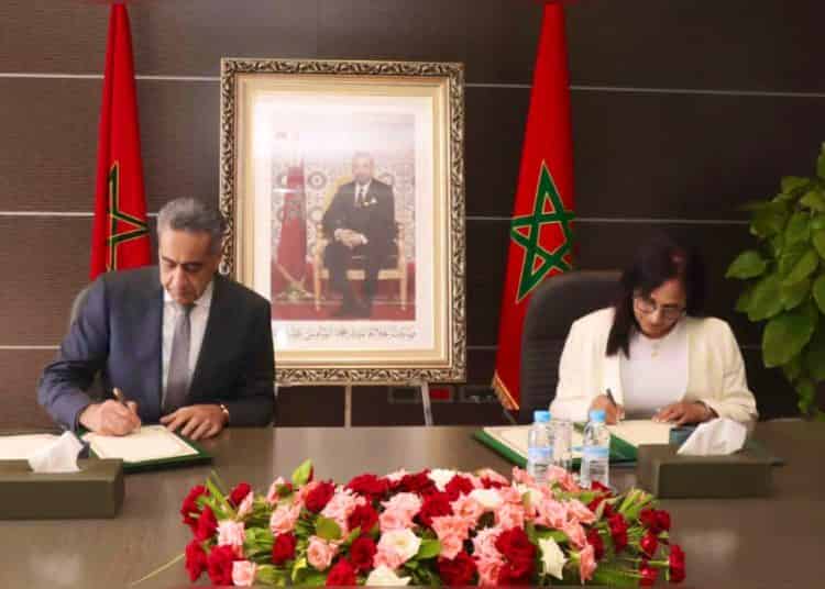 المدير العام للأمن الوطني ورئيسة المجلس الوطني لحقوق الإنسان يوقعان اتفاقية إطار للشراكة والتعاون المؤسسي في مجال التدريب وتوطيد احترام حقوق الإنسان في الوظيفة الأمنية