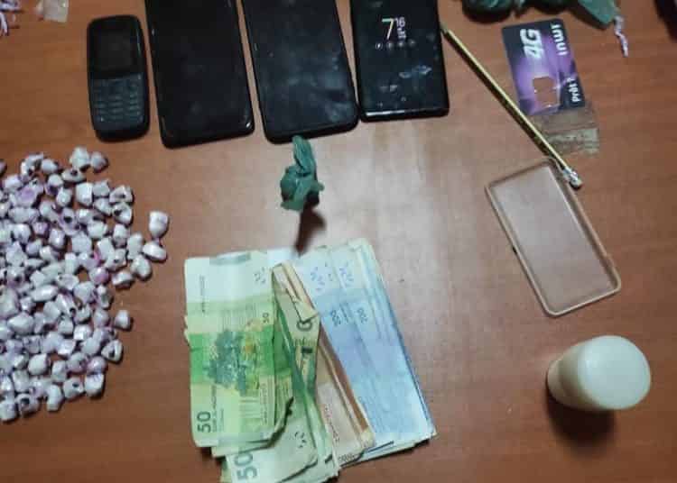 اكادير:أمن تيكيوين يوقف 3 أفارقة وبحوزتهم 206 كبسولة من مخدر الكوكايين