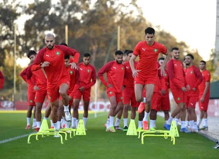 الركراكي يكشف عن لائحة المنتخب المغربي لوديتي الشيلي والباراغواي￼