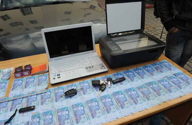 اشتوكة:درك ايت عميرة يوقف زوجين متورطين في تزوير  الأوراق النقدية