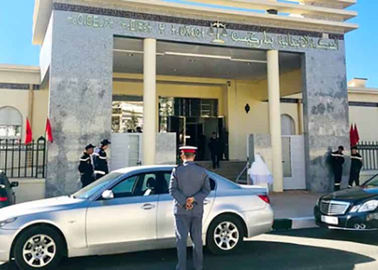 السجن 5 سنوات لحارس محكمة سرق محجوزات من داخل المحكمة￼