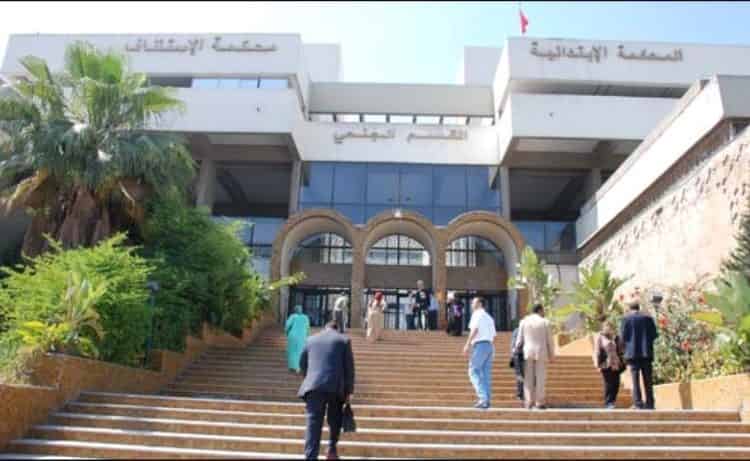 الدار البيضاء..قاضي التحقيق يشرع في استنطاق أستاذ متورط في اعتداءات جنسية على تلميذاته￼