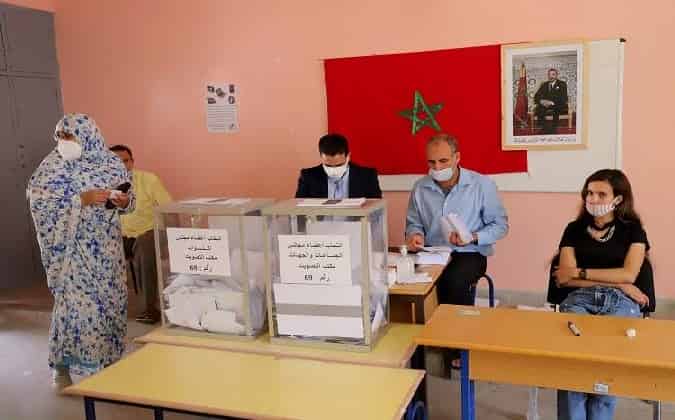 الصحراء المغربية ..المشاركة المكثفة للساكنة في الانتخابات تعكس إرادة أجرأة مخطط الحكم الذاتي￼