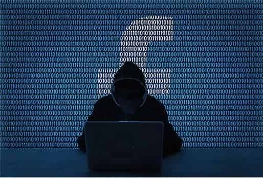 شكاية برلماني تعجل باعتقال مدون فيسبوكي معروف