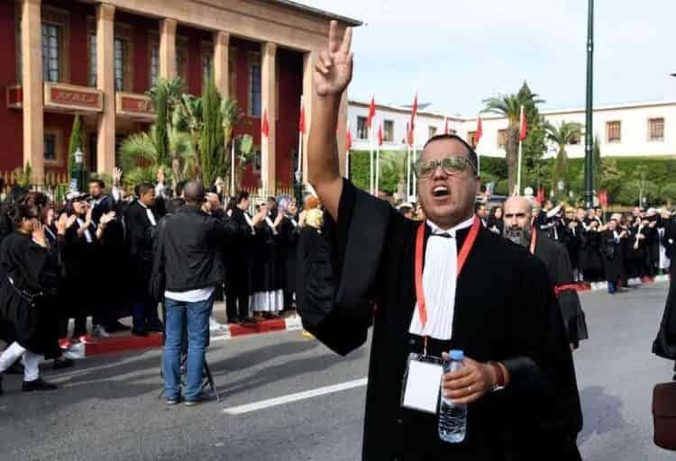 اتفاق مع الحكومة ينهي إضراب المحامين￼