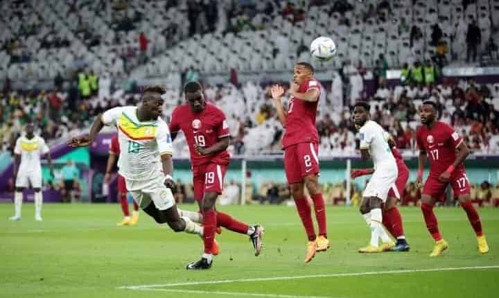 قطر أول منتخب يغادر كأس العالم￼