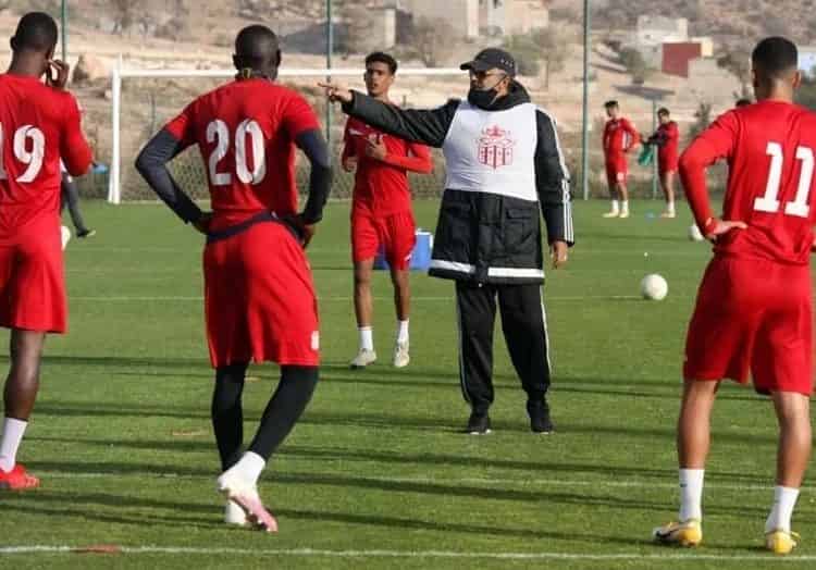 فريق حسنية اكادير ينتصر وديا على مانشيستر سيتي الإنكليزي الرديف
