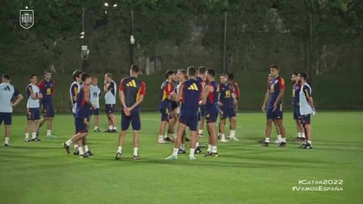 غياب 3 لاعبين عن تداريب المنتخب الإسباني