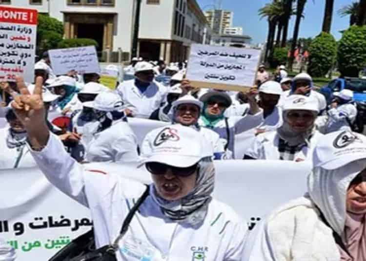 نقابة تقترح رفع أجور الممرضين وتقنيي الصحة إلى 8000 درهم